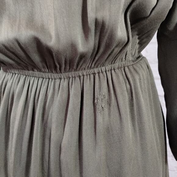 L Andree by Unit Olive Green Dolman Wide Sleeve Button Collared Dress S NWT Flaw - Picture 4 of 15